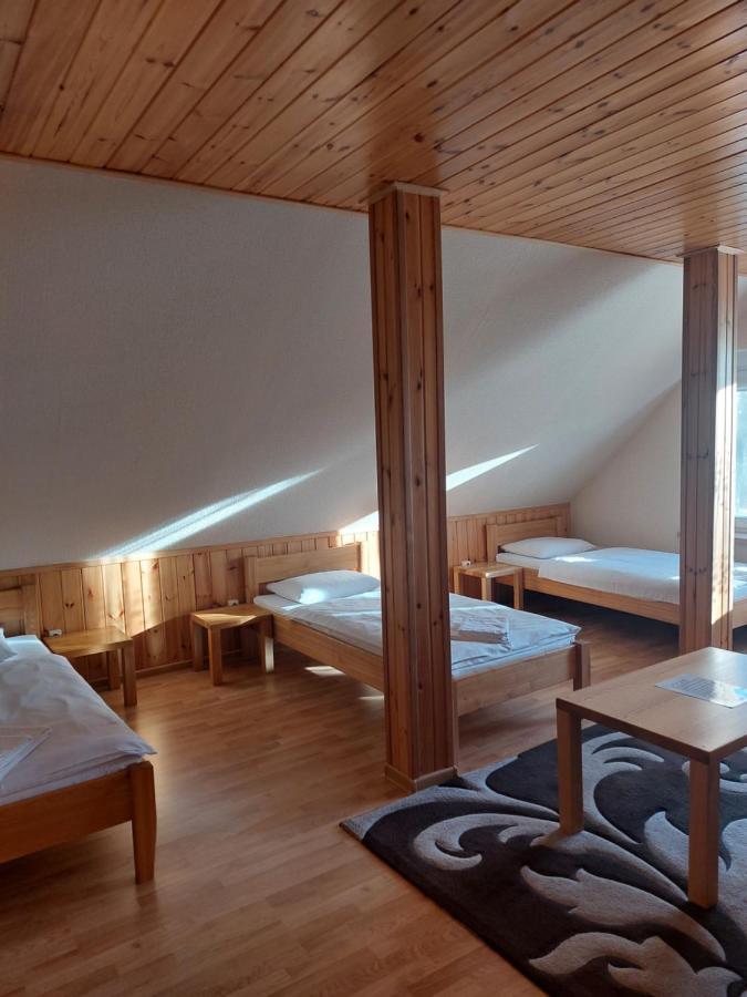 Hotel Asmonienes Sveciu Namai "Senoji Mokyklele" Smalininkai Exterior foto