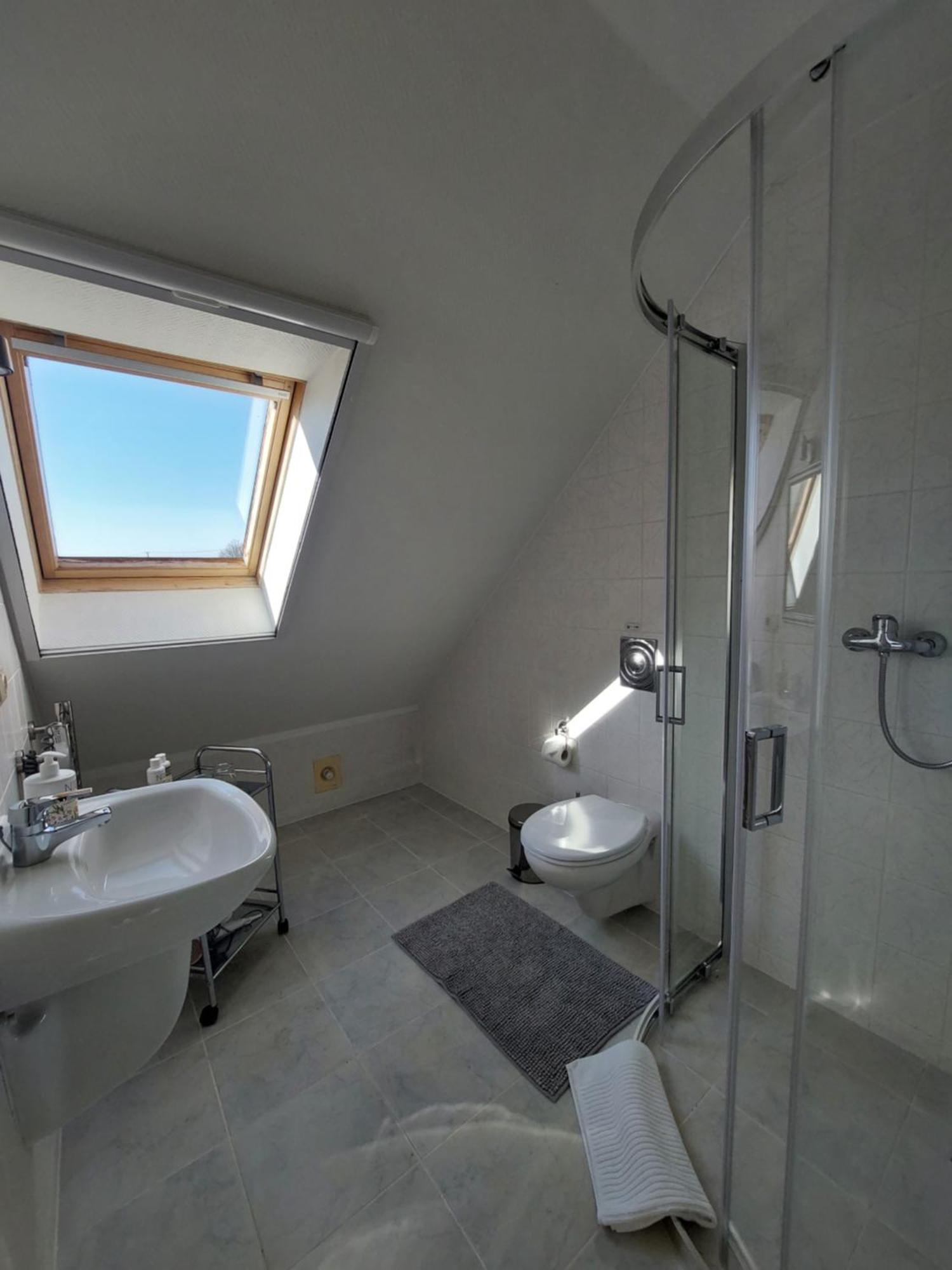 Hotel Asmonienes Sveciu Namai "Senoji Mokyklele" Smalininkai Exterior foto